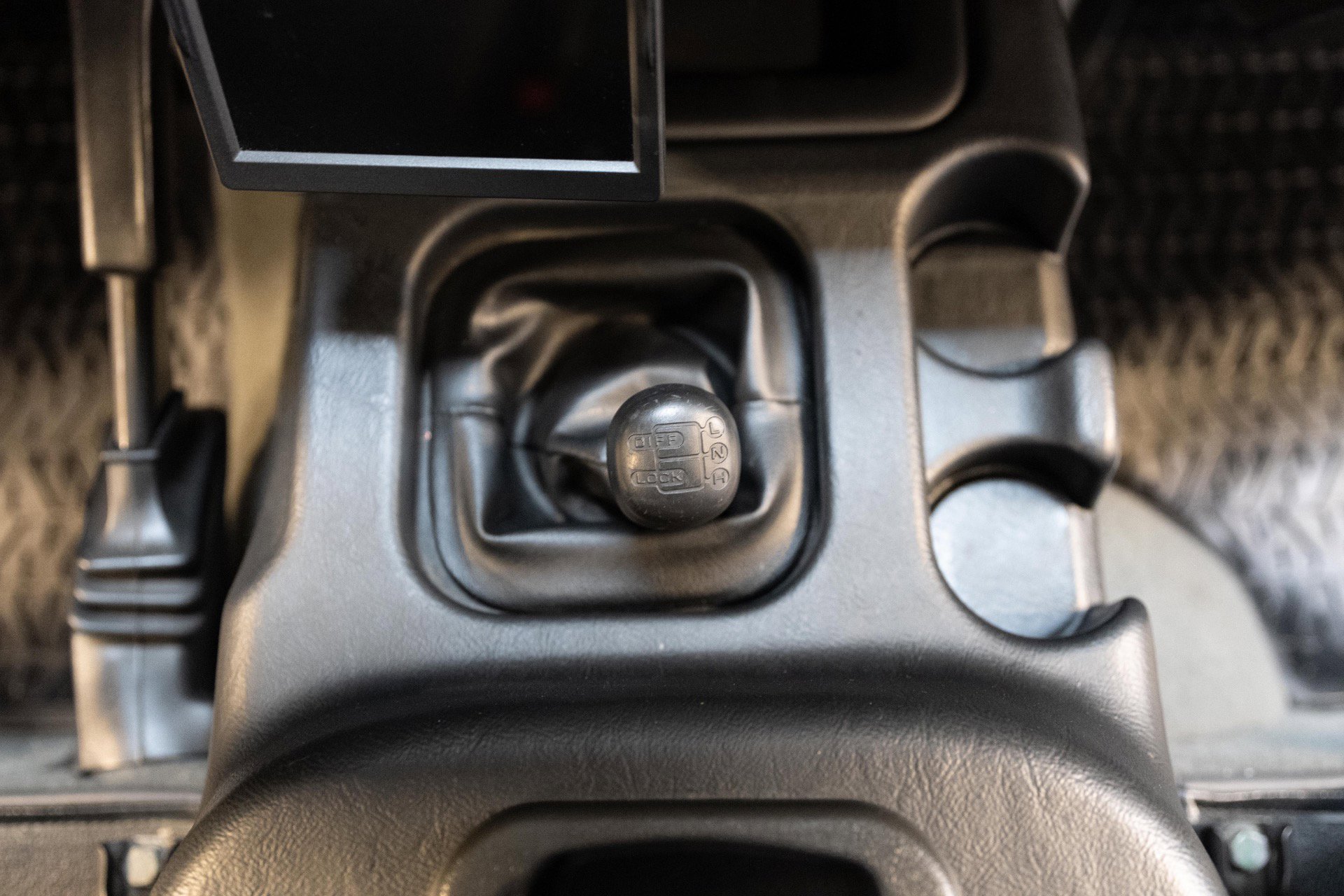 Used 1997 Land Rover Defender 90 image 66