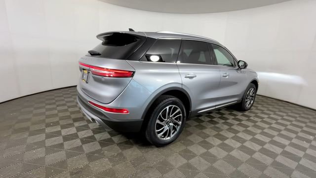 Used 2022 Lincoln Corsair AWD w/ Equipment Group 101A image 5