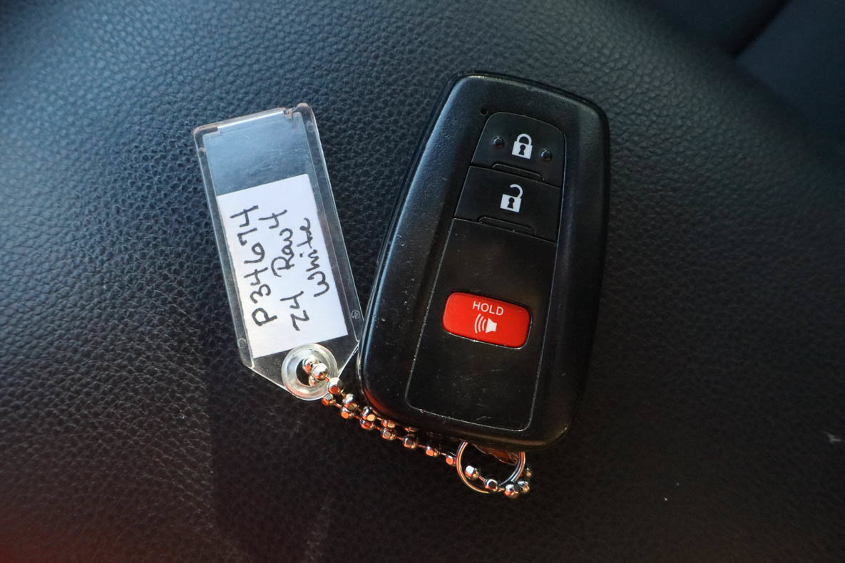 Used 2024 Toyota RAV4 XLE FWD image 28
