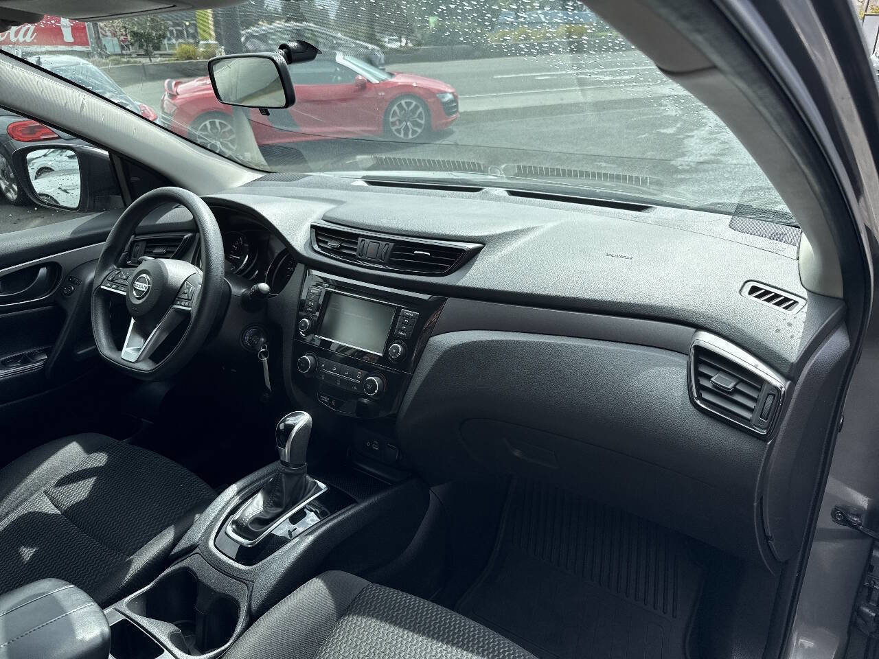 Used 2019 Nissan Rogue Sport S FWD image 16