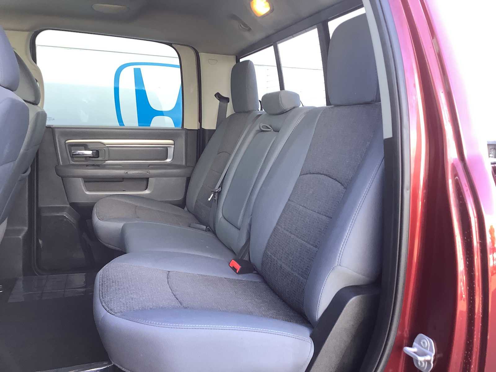 Used 2018 RAM 3500 Big Horn AWD/4WD image 12