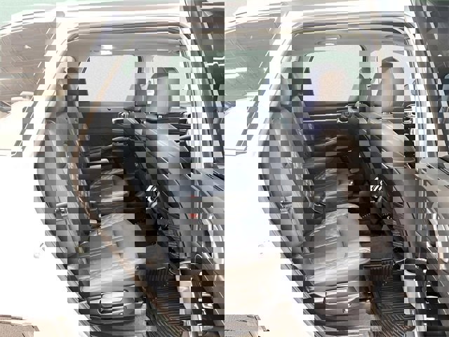 Used 2023 Kia Sorento SX image 15