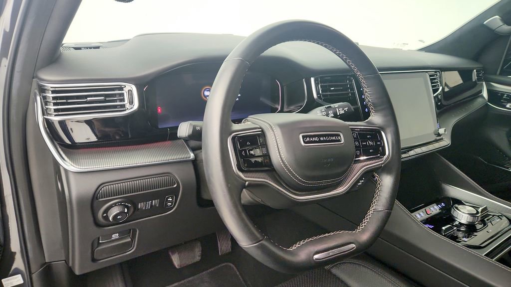 Used 2022 Jeep Grand Wagoneer Series II image 51