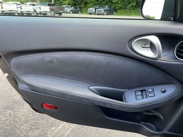 Used 2013 Nissan 370Z Touring w/ Sport Pkg RWD image 21