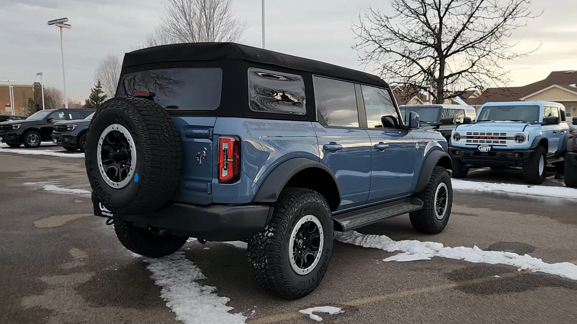 New 2025 Ford Bronco Outer Banks w/ Sasquatch Package AWD/4WD image 15