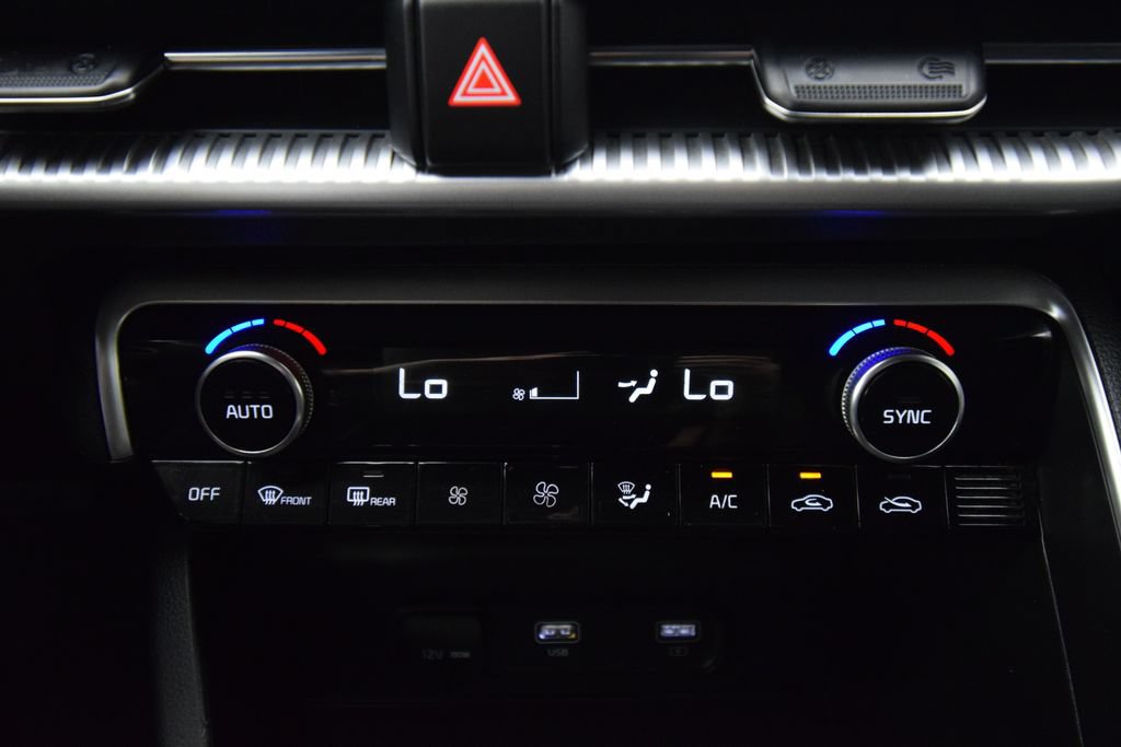 Used 2022 Kia K5 GT-Line FWD image 32