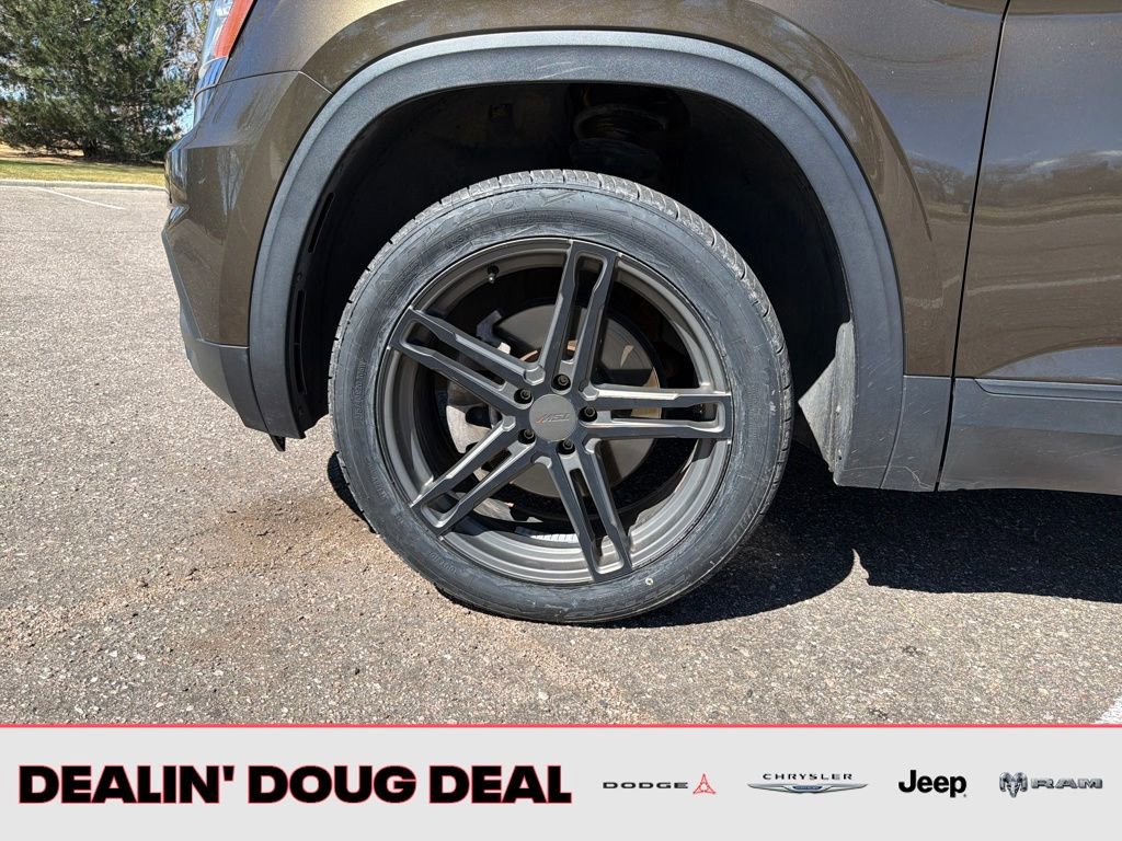 Used 2019 Volkswagen Atlas SE w/ Towing Package FWD image 14