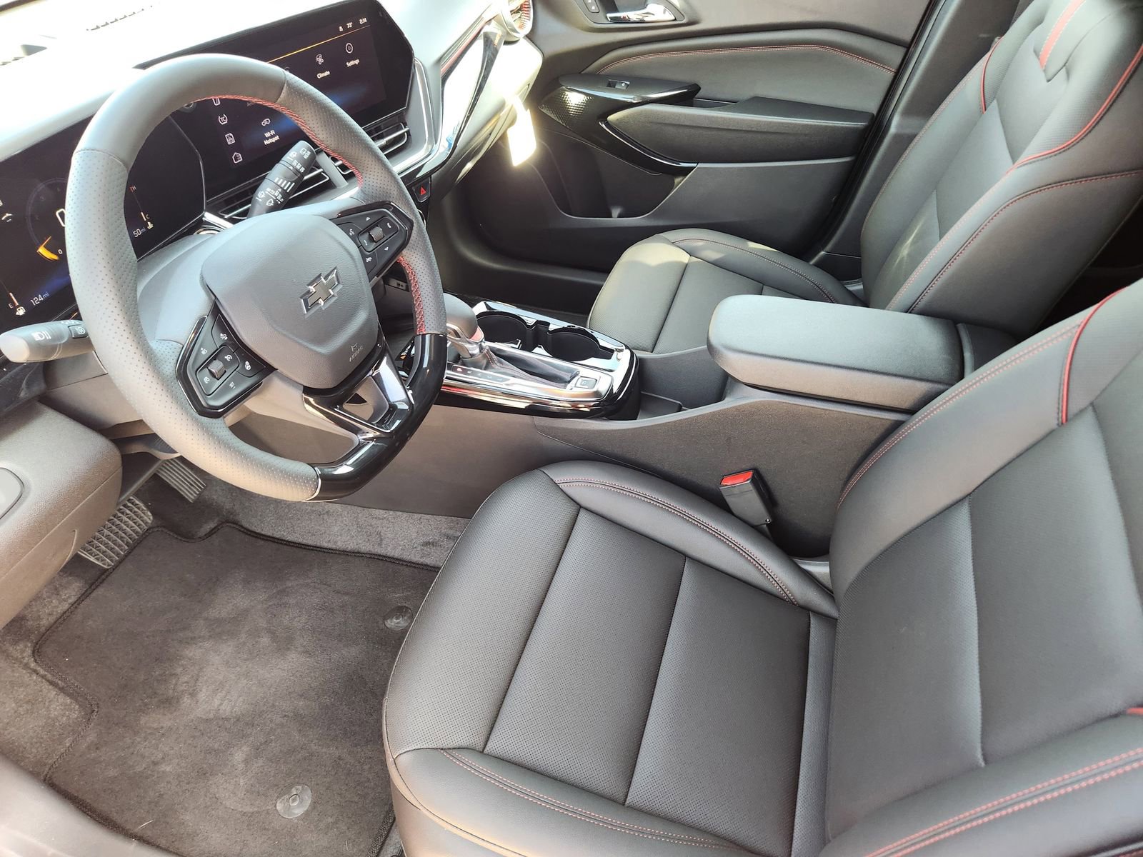 New 2026 Chevrolet Trax RS w/ Sunroof Package image 13