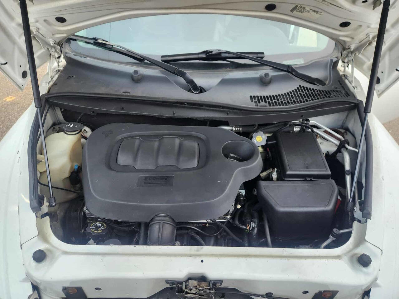 Used 2010 Chevrolet HHR LS image 26