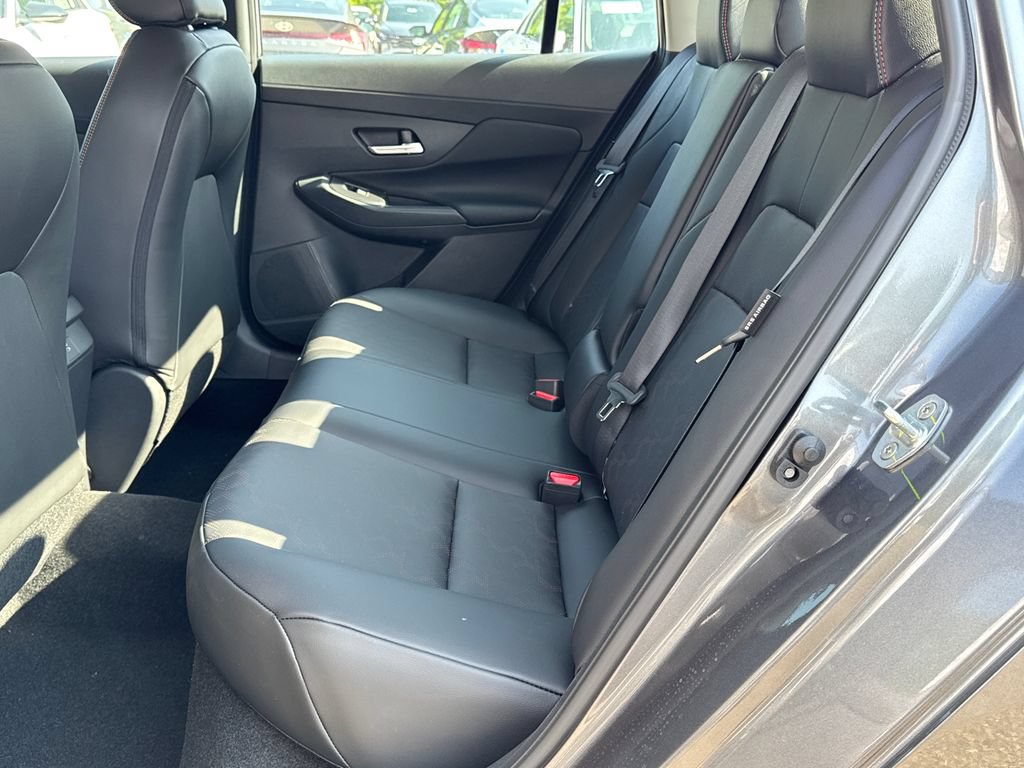 New 2026 Nissan Sentra SR w/ SR Premium Package FWD image 18
