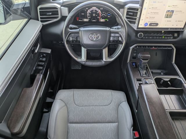 Used 2024 Toyota Tundra Limited image 12