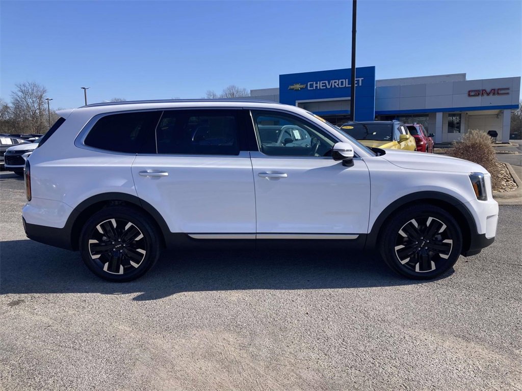 Used 2025 Kia Telluride SX image 2