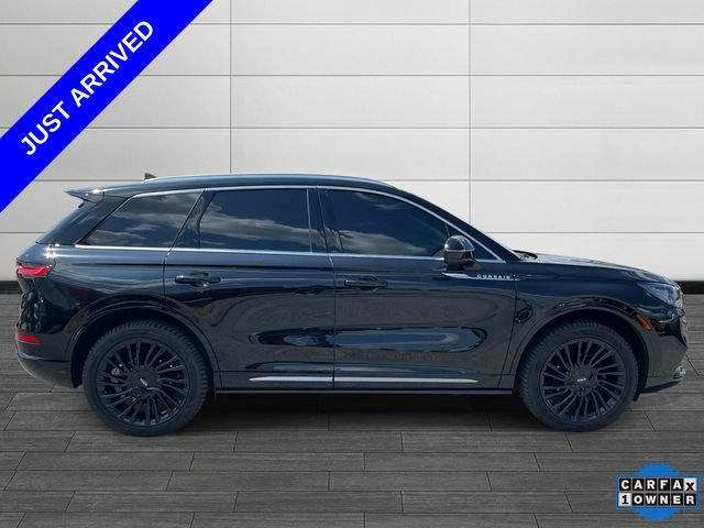Used 2021 Lincoln Corsair Reserve AWD/4WD image 2
