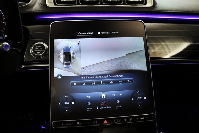 Used 2022 Mercedes-Benz S 580 4MATIC Sedan w/ Rear Seat Package image 27