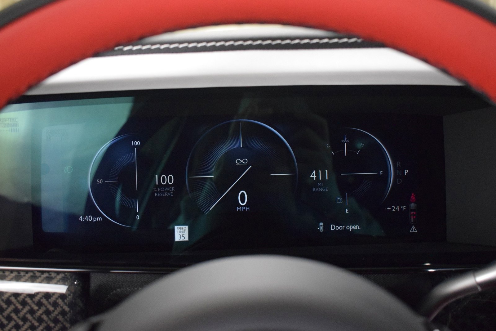 New 2026 Rolls-Royce Cullinan Black Badge image 31