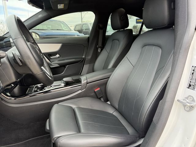 Used 2022 Mercedes-Benz CLA 250 4MATIC image 25