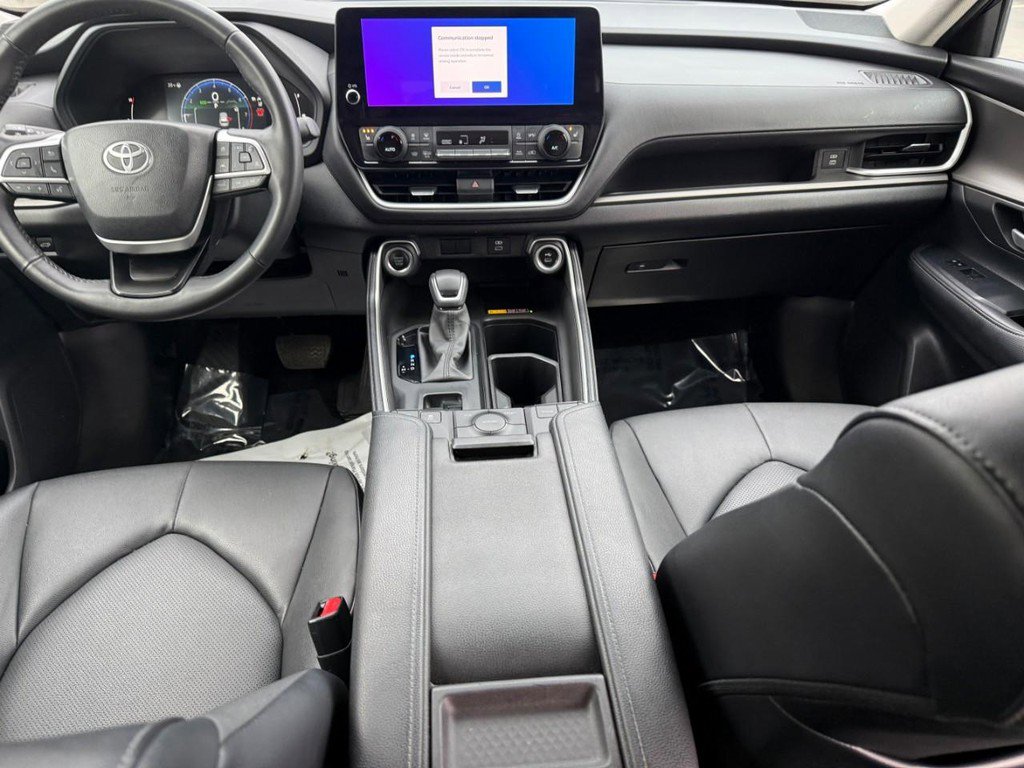 Certified 2024 Toyota Grand Highlander AWD image 15