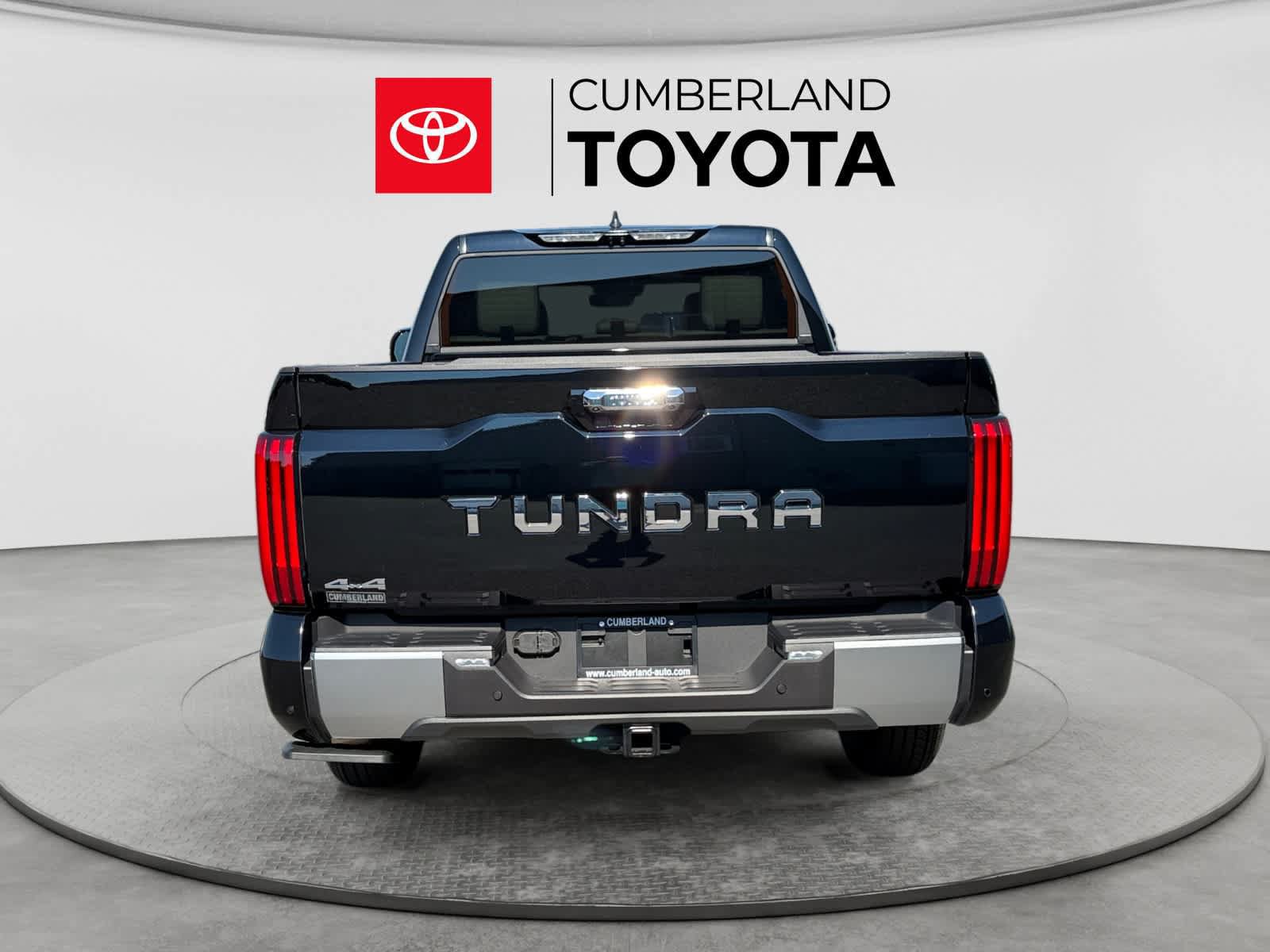 Used 2026 Toyota Tundra Limited AWD/4WD image 4