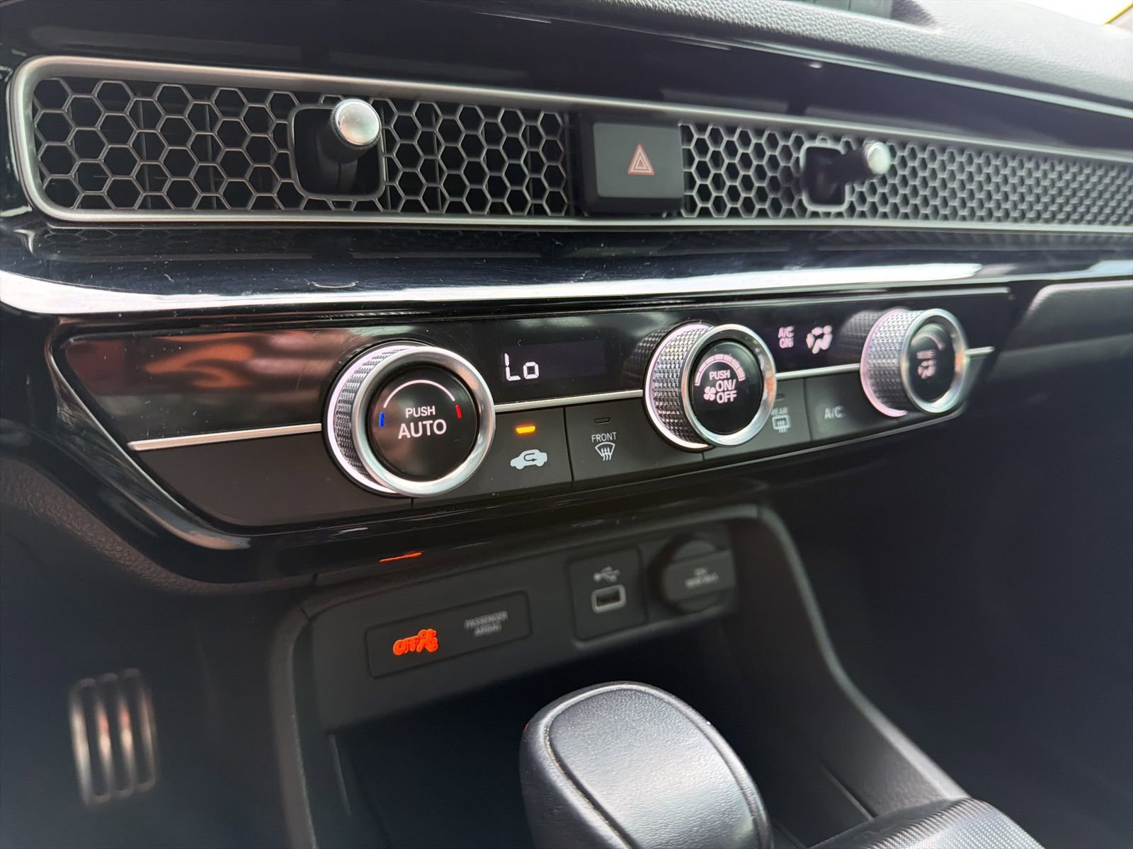 Used 2022 Honda Civic Sport image 15