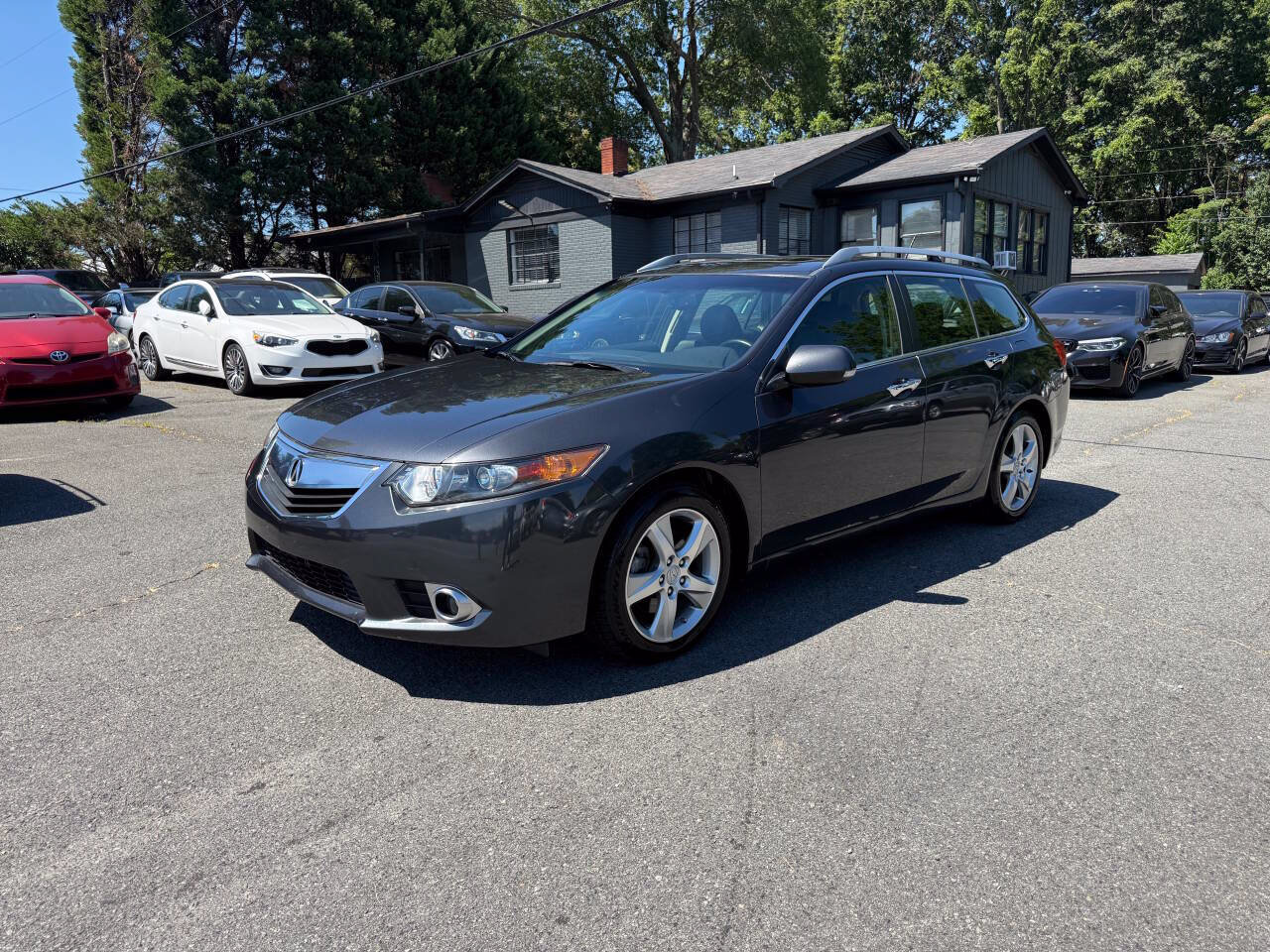 Used 2012 Acura TSX Sport Wagon FWD image 2