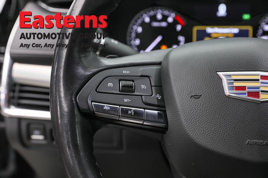 Used 2023 Cadillac XT4 Premium Luxury image 15