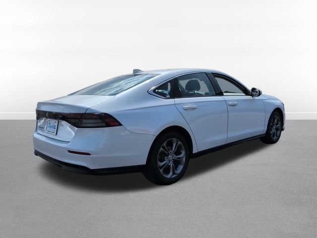 Used 2024 Honda Accord EX image 6