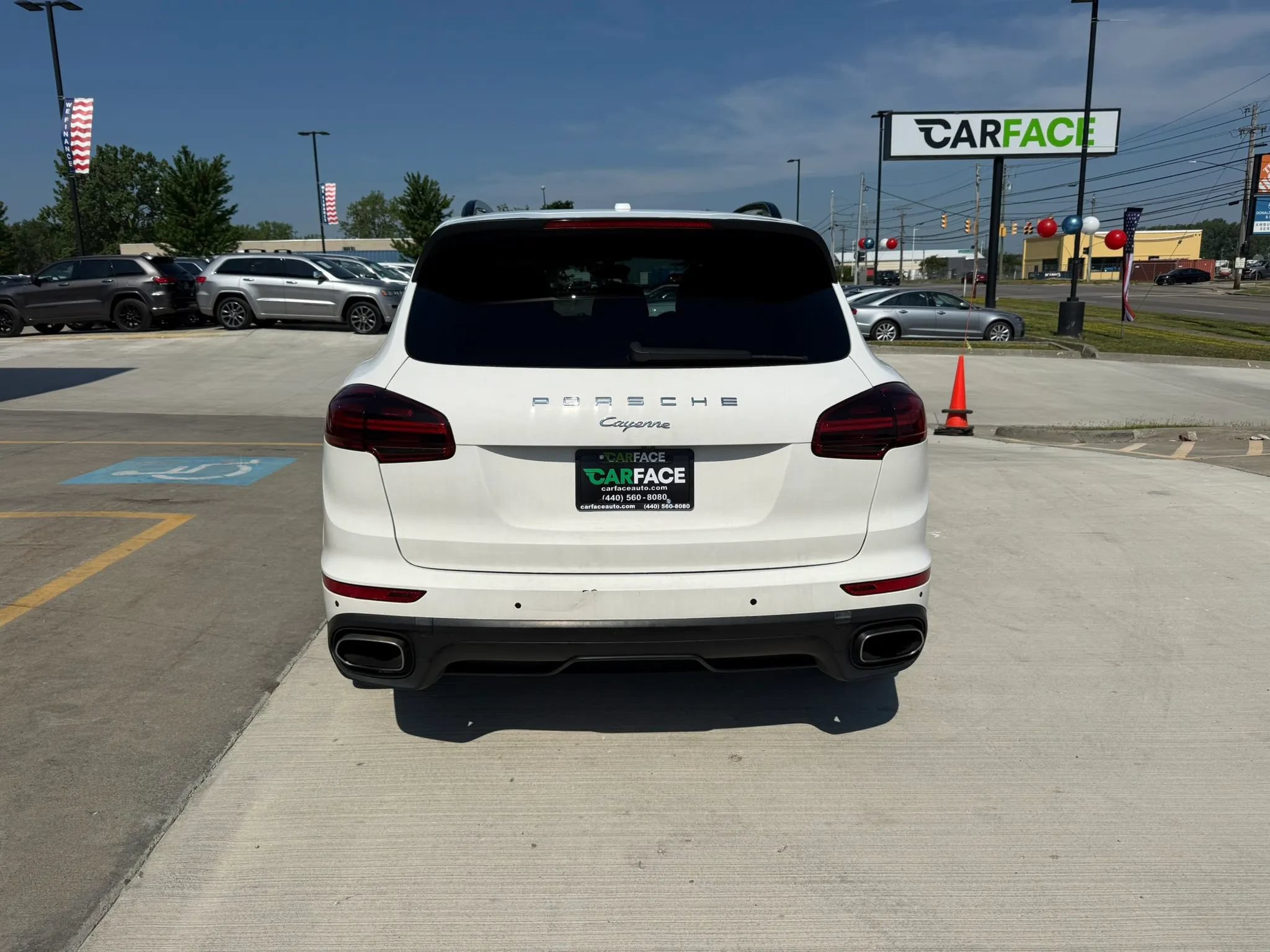 Used 2018 Porsche Cayenne Platinum Edition AWD/4WD image 11