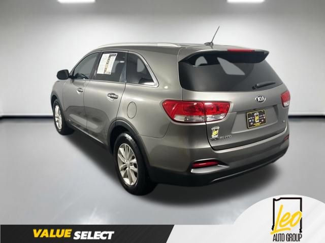 Used 2016 Kia Sorento LX AWD/4WD image 4