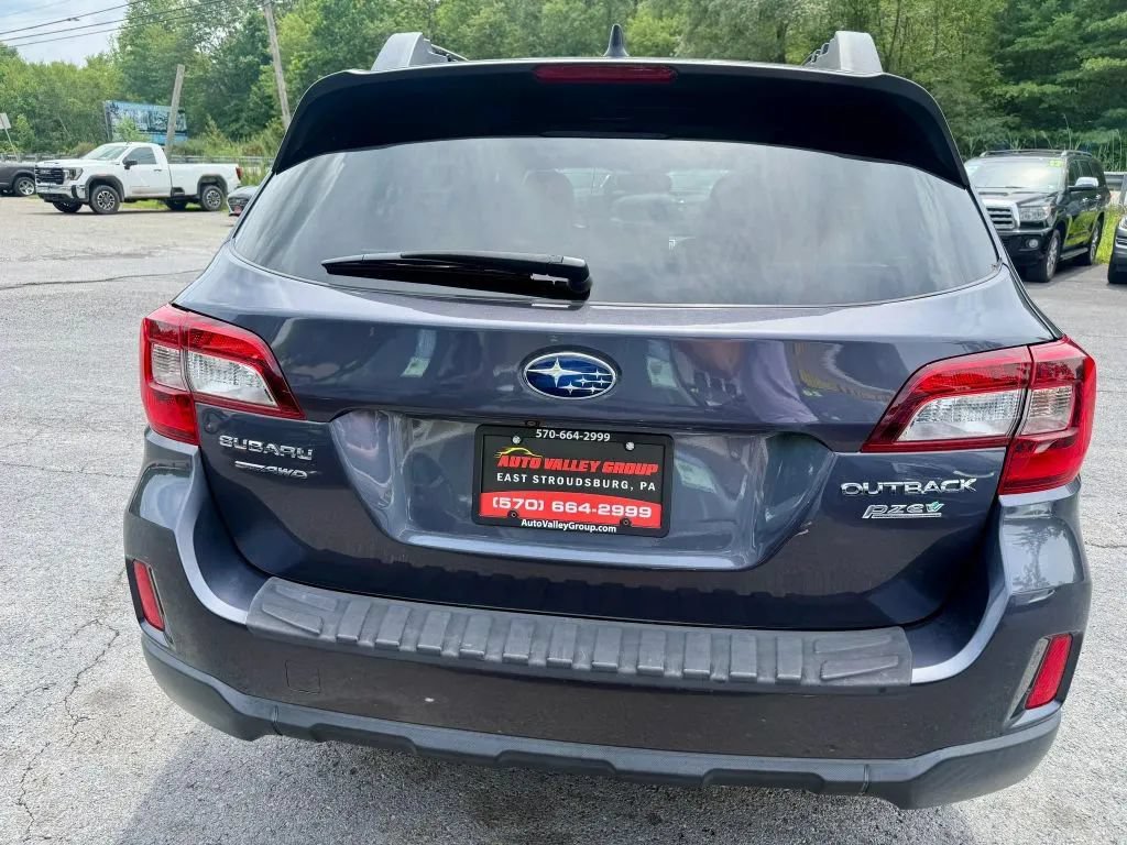 Used 2016 Subaru Outback 2.5i Limited AWD/4WD image 7