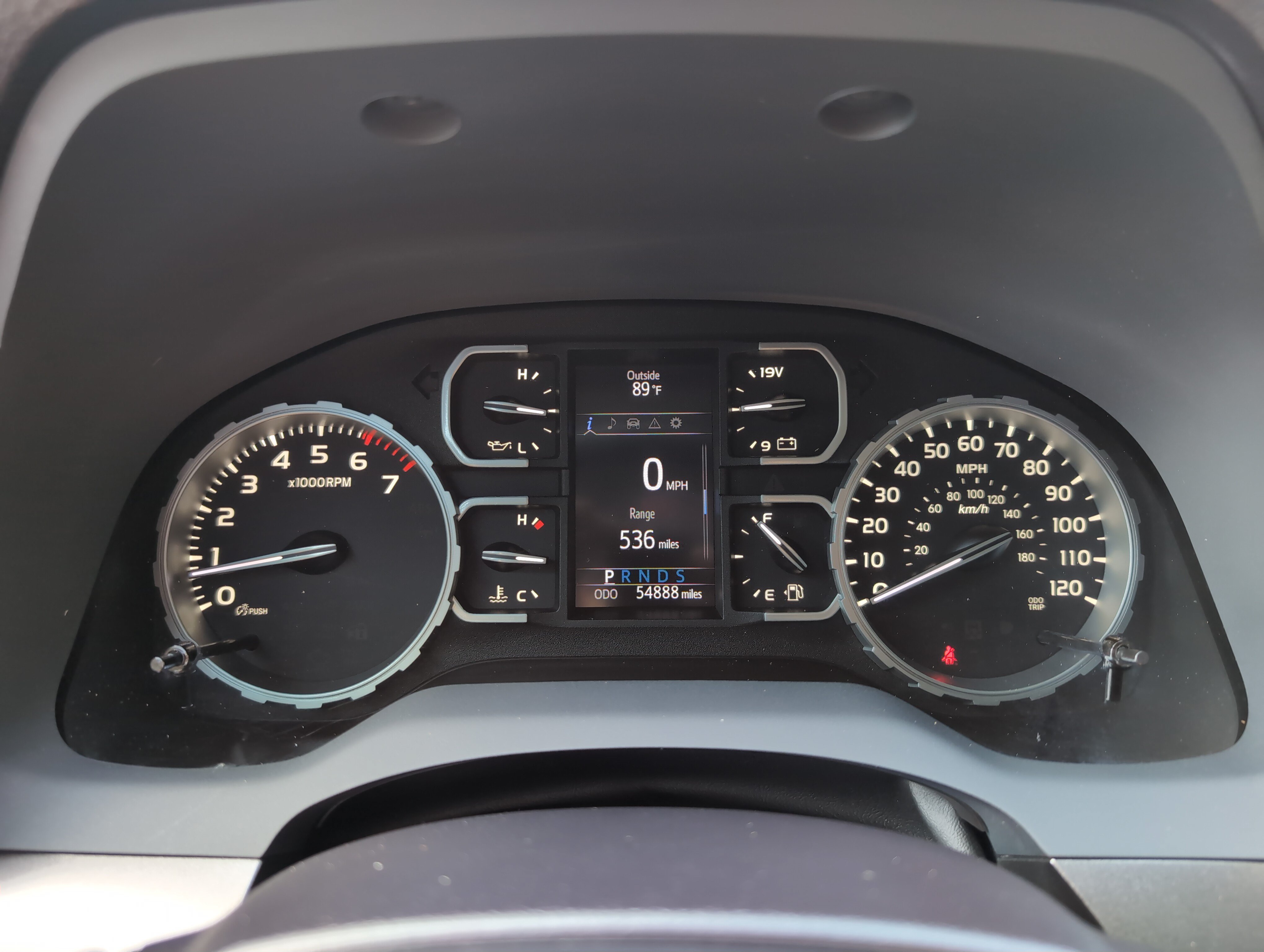 Used 2019 Toyota Tundra SR5 w/ SR5 Upgrade Package RWD image 21