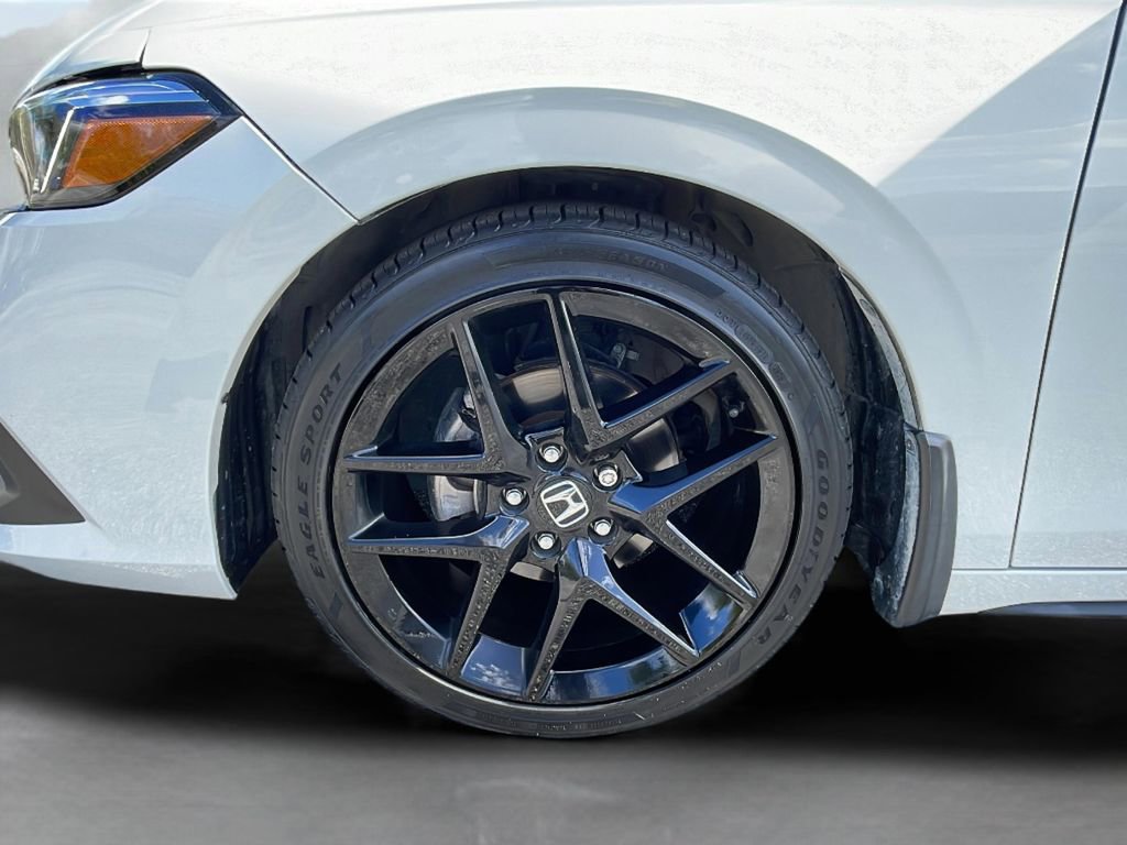 Used 2023 Honda Civic Sport image 11