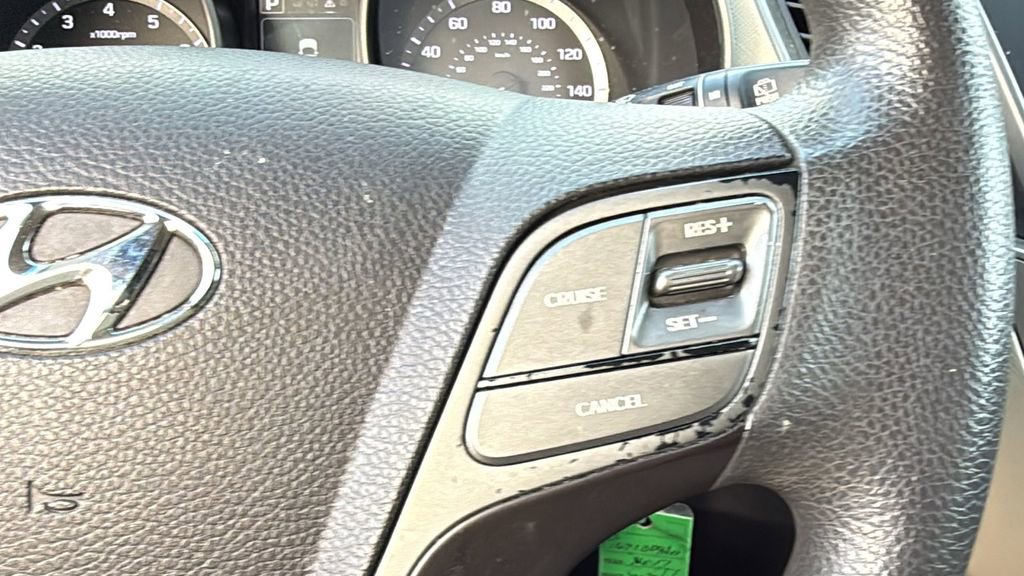Used 2017 Hyundai Santa Fe Sport FWD image 28