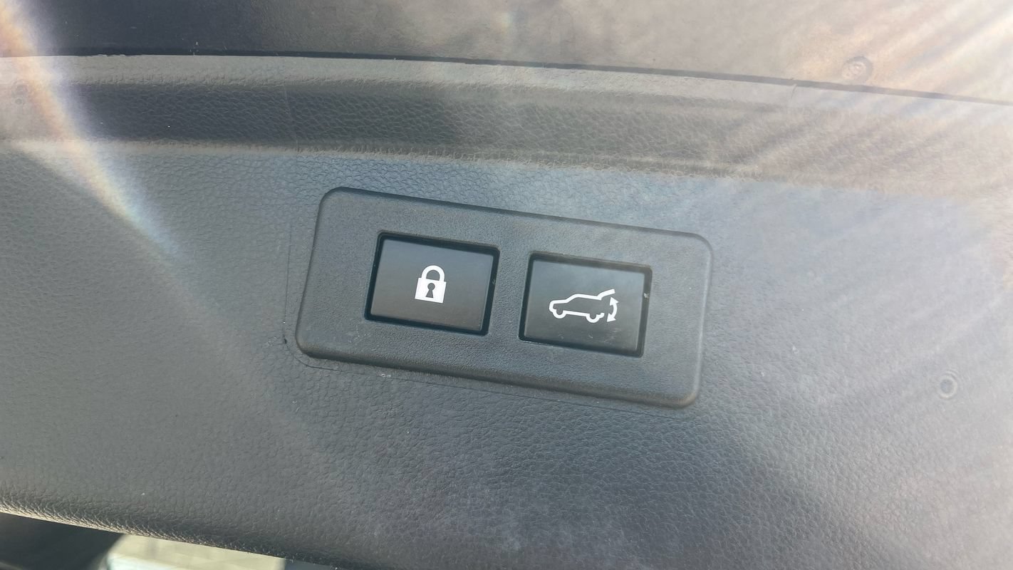 Used 2021 Subaru Outback Premium AWD/4WD image 24