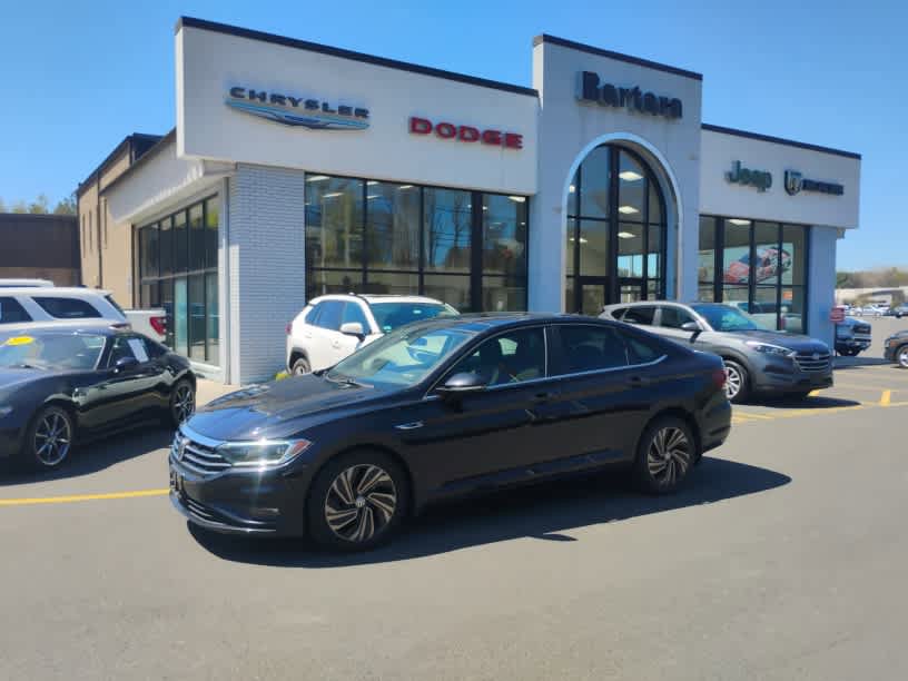 Used 2019 Volkswagen Jetta SEL Premium FWD image 1