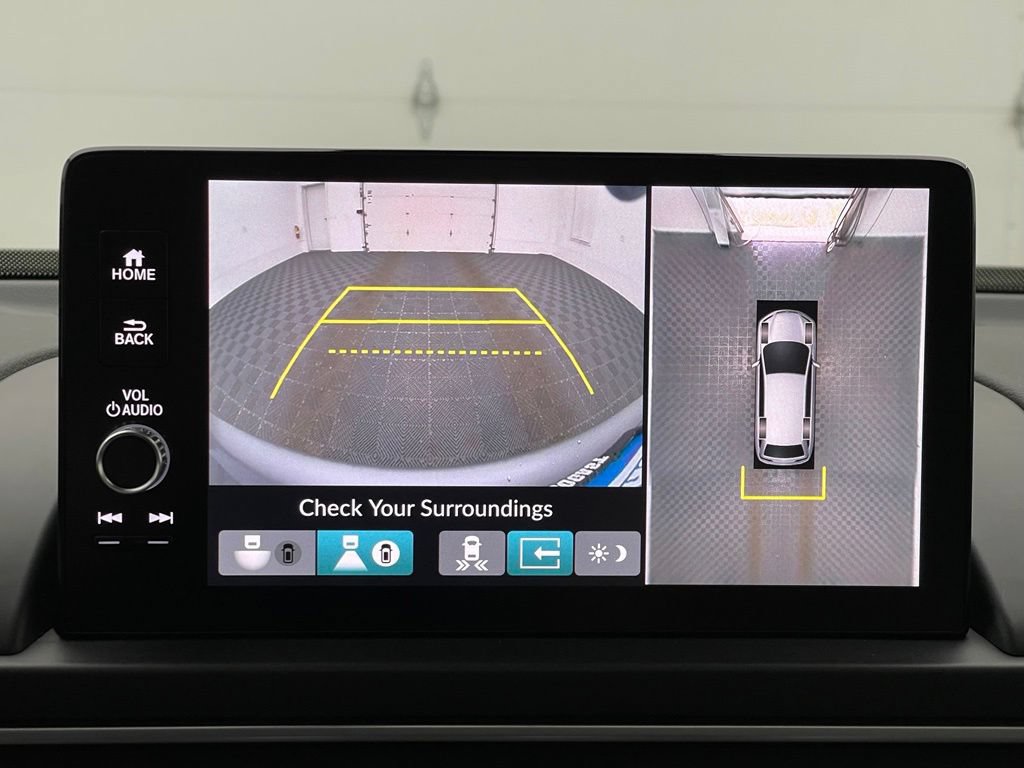 Used 2025 Honda Pilot Elite image 4