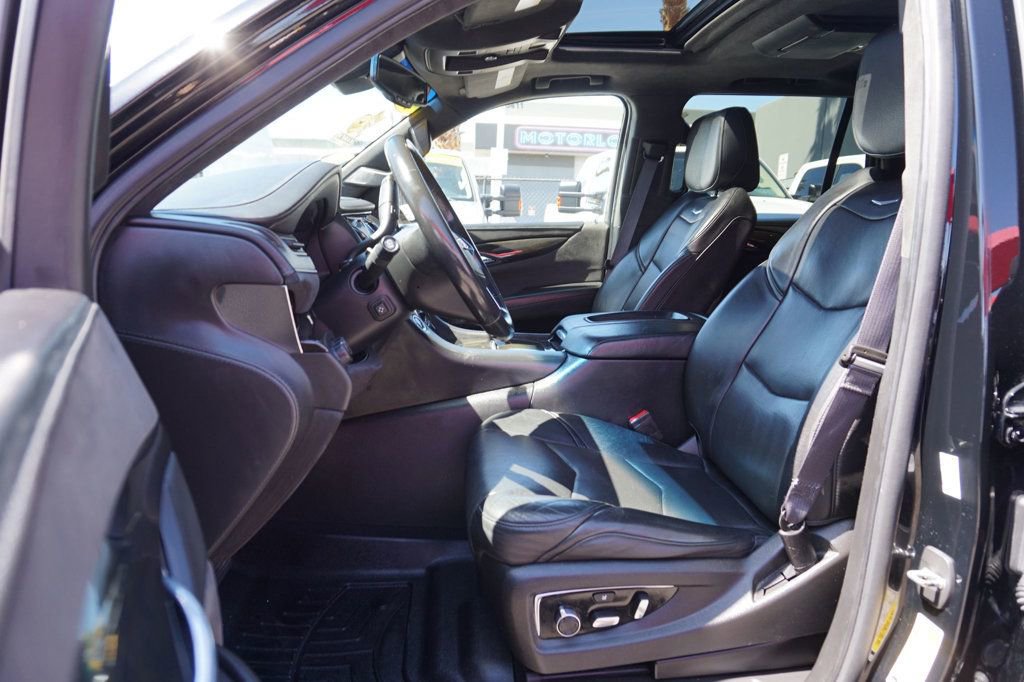 Used 2016 Cadillac Escalade Platinum image 19