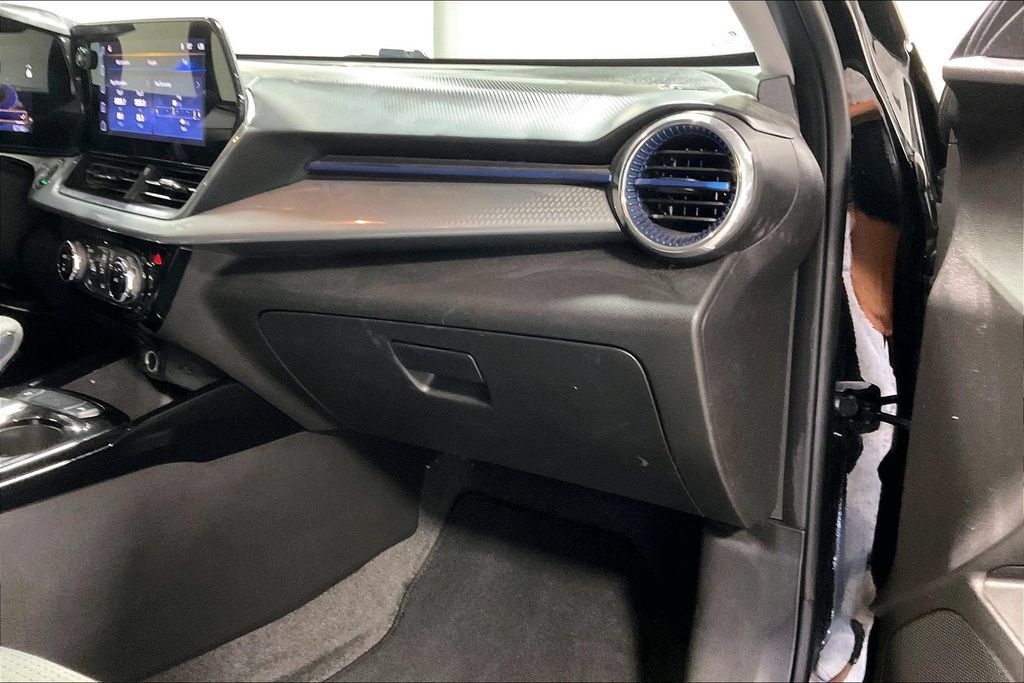 Used 2024 Chevrolet Trax LT w/ Driver Confidence Package FWD image 19