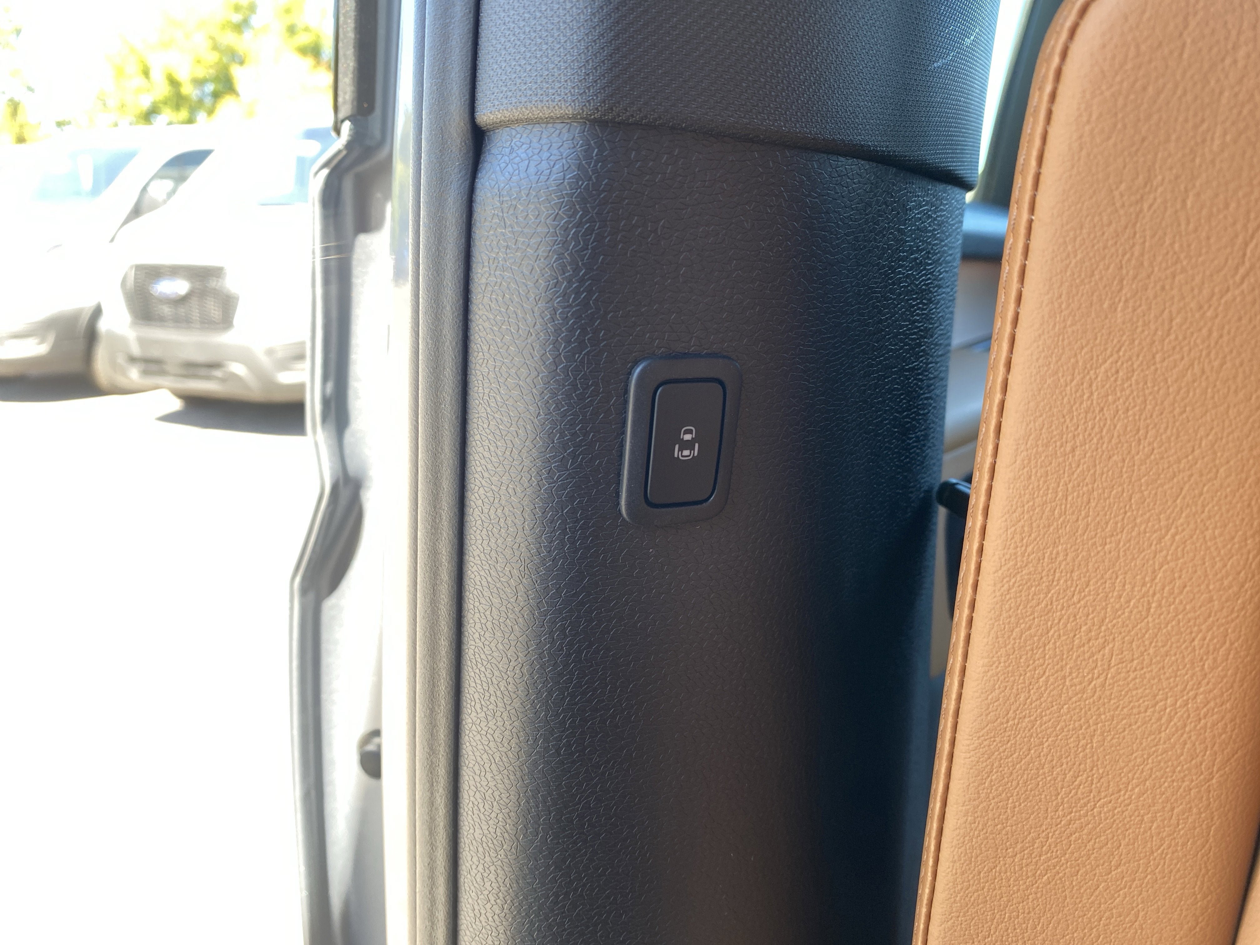 New 2025 Volkswagen ID. Buzz Pro S image 27
