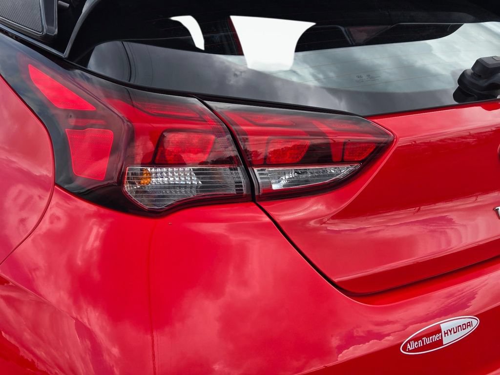 Used 2022 Hyundai Veloster N FWD image 7
