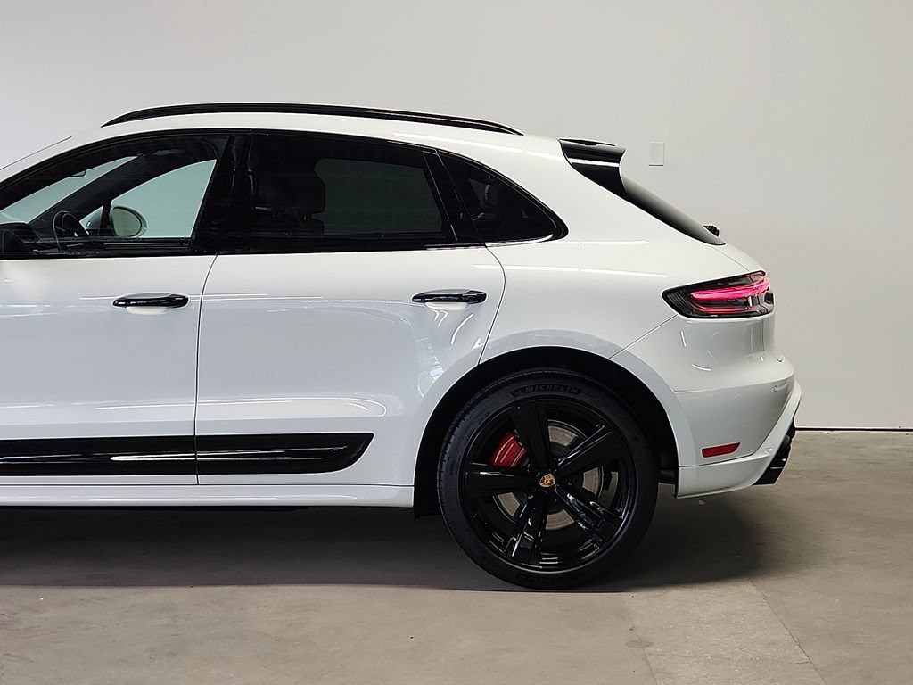Certified 2025 Porsche Macan GTS AWD/4WD image 7
