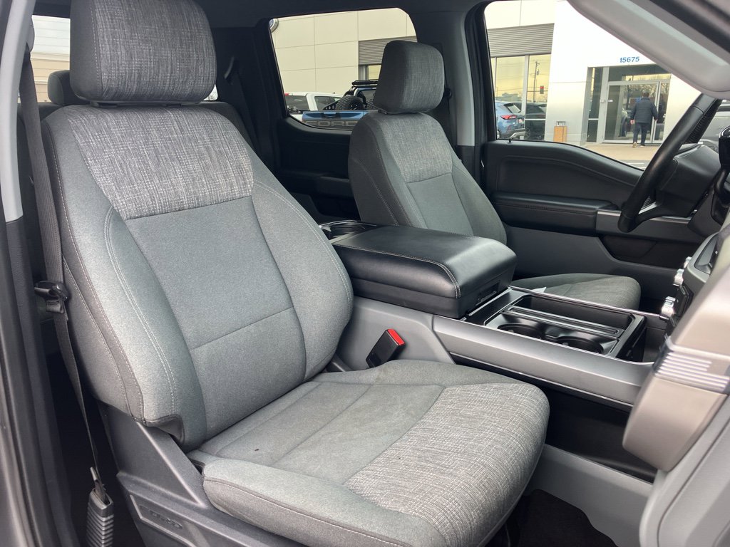 Used 2022 Ford F150 XLT w/ Equipment Group 302A High image 36