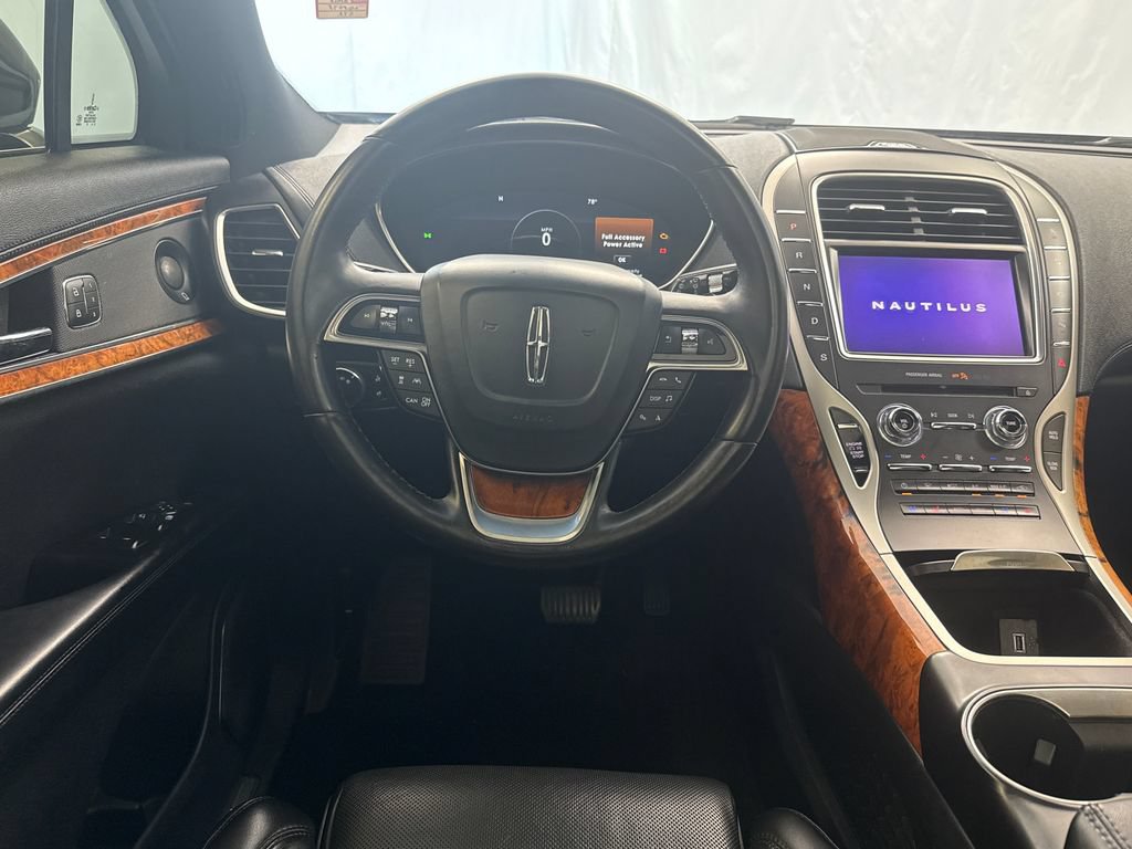 Used 2020 Lincoln Nautilus Reserve w/ Equipment Group 201A AWD/4WD image 13