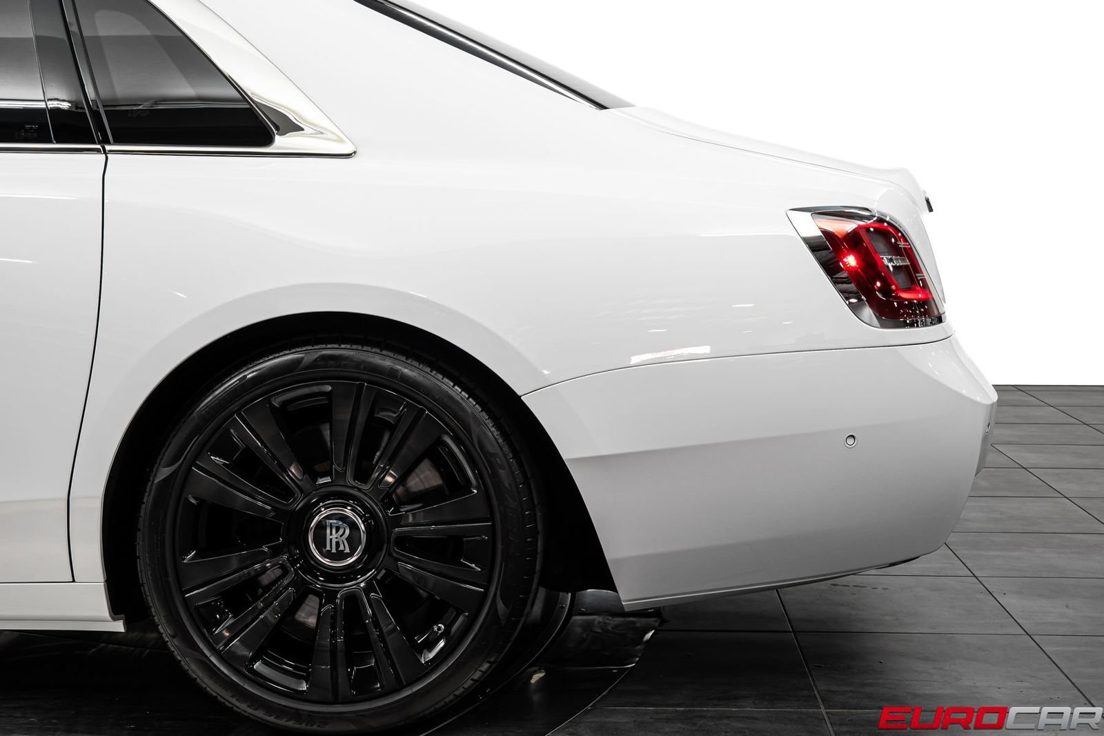Used 2021 Rolls-Royce Ghost AWD/4WD image 16