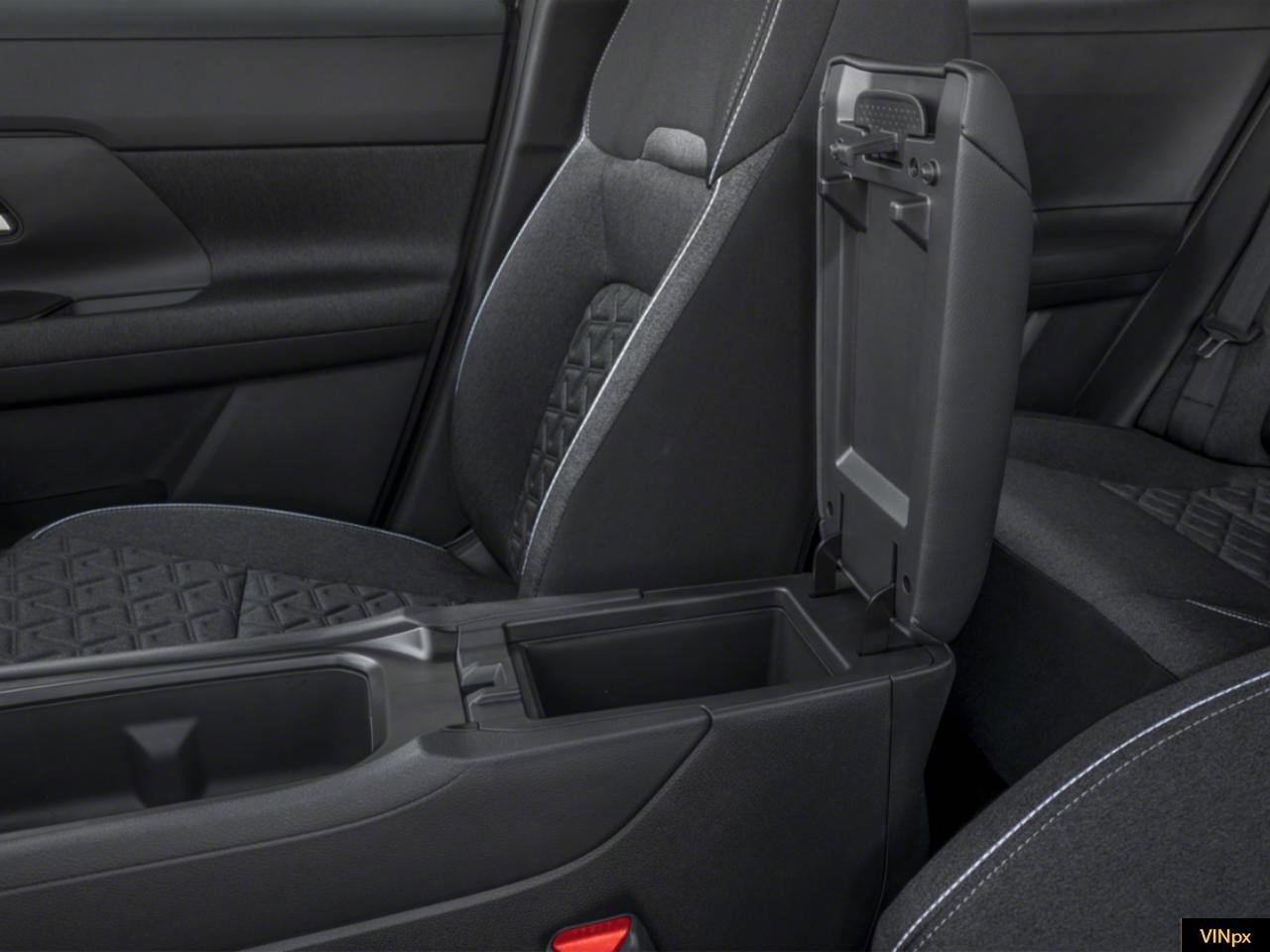 New 2025 Nissan Kicks SV image 12