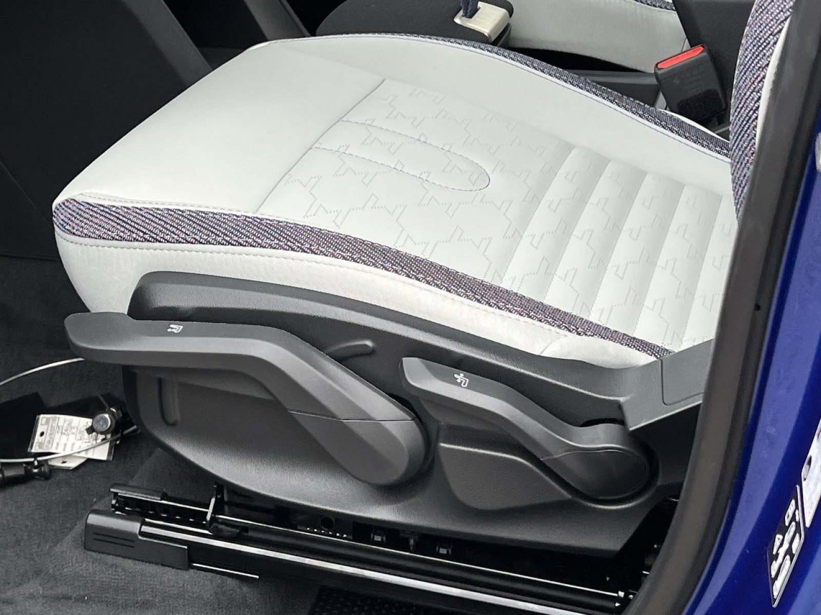 Certified 2025 MINI Cooper Countryman S image 7