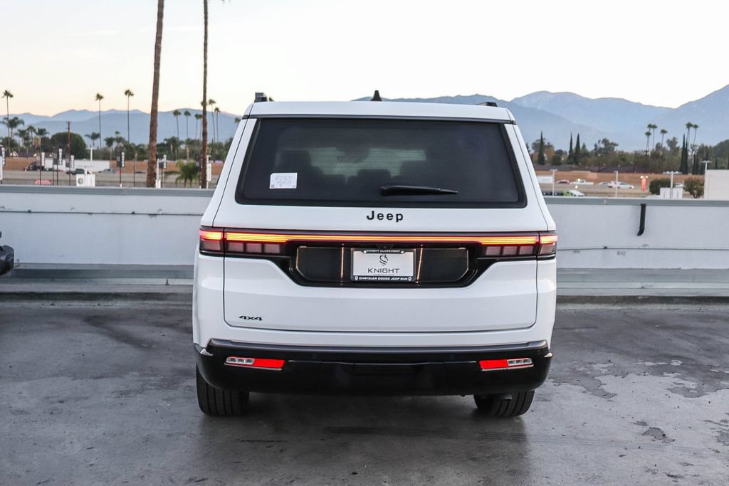 New 2026 Jeep Grand Wagoneer Limited AWD/4WD image 8