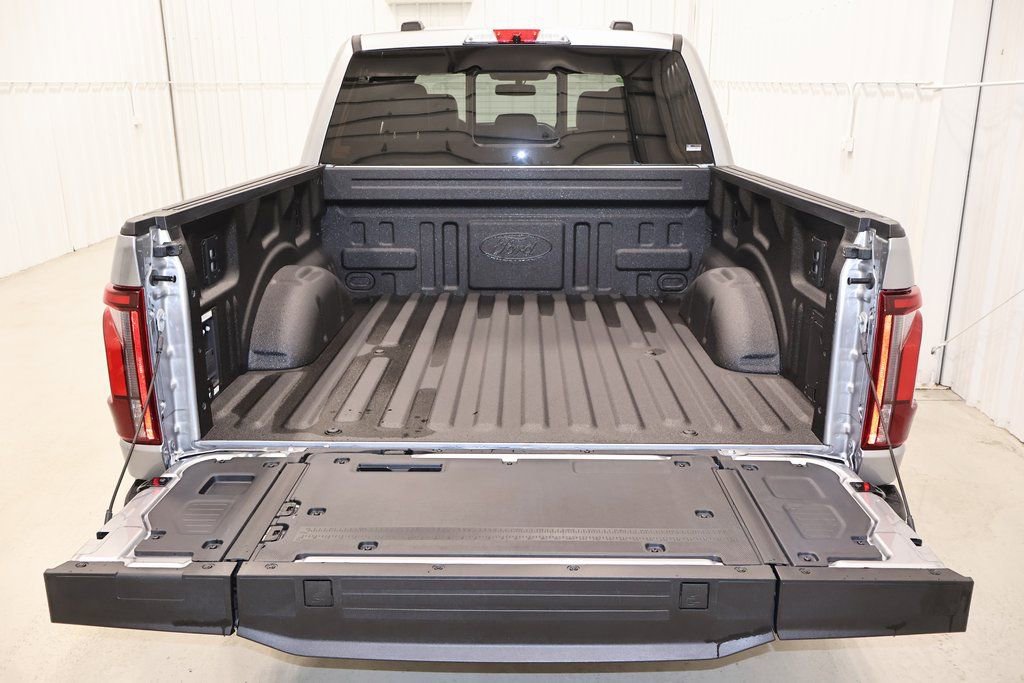 New 2025 Ford F150 Platinum w/ Equipment Group 702A High image 33