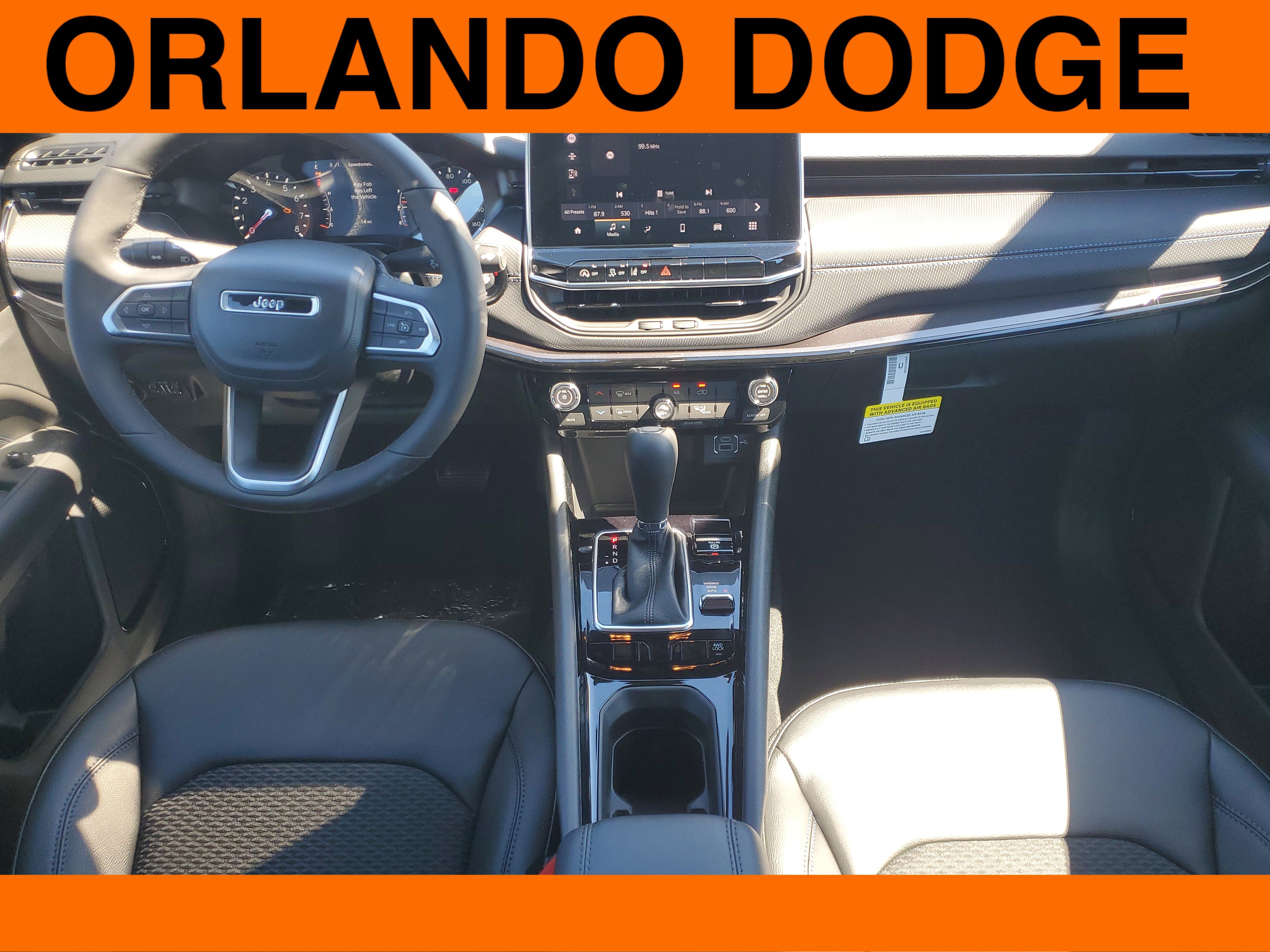 New 2026 Jeep Compass Latitude image 11