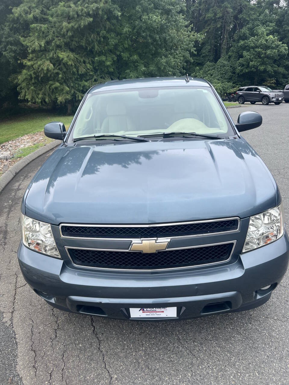 Used 2008 Chevrolet Avalanche LT w/ LT Preferred Equipment Group RWD image 2