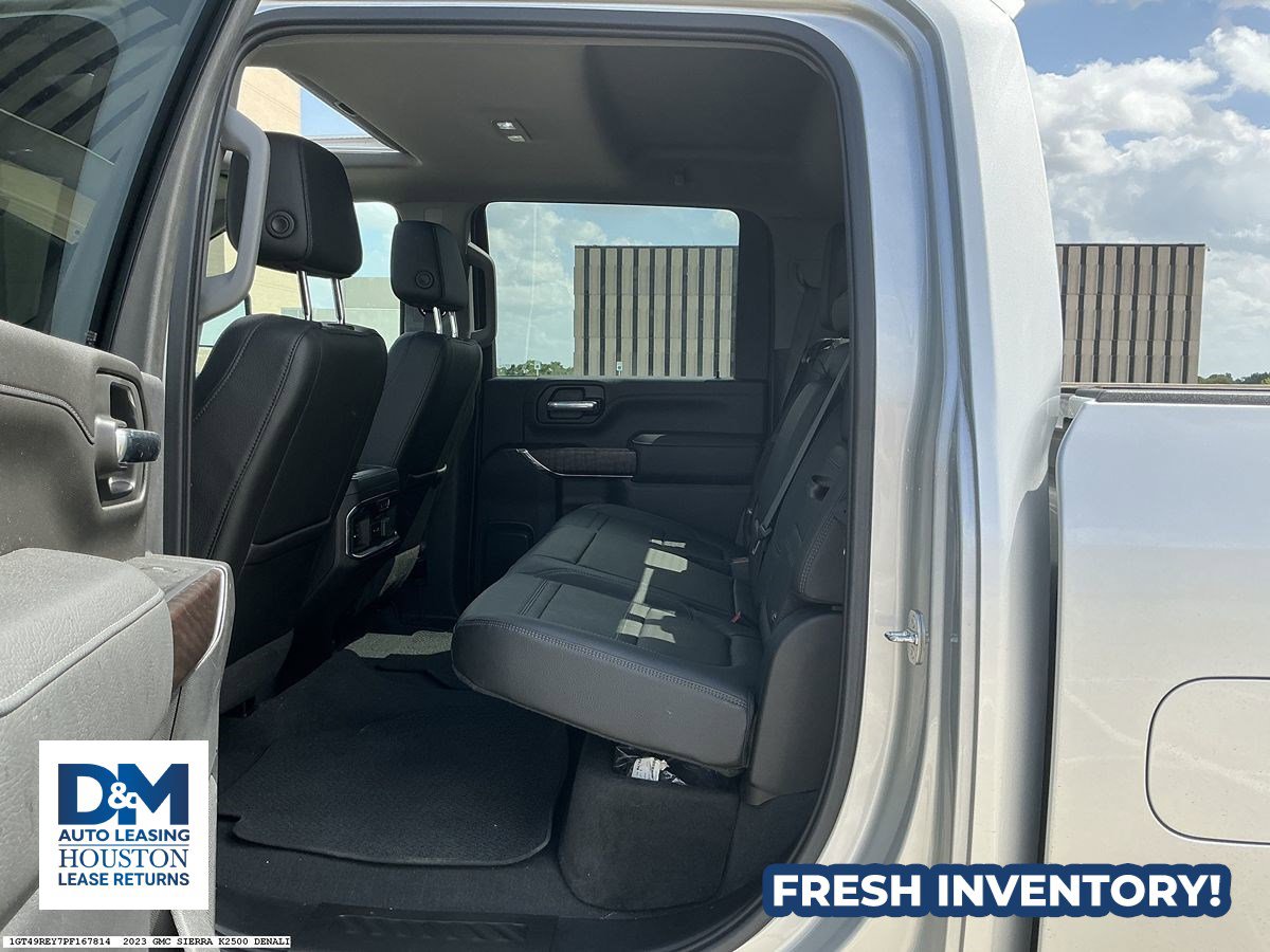 Used 2023 GMC Sierra 2500 Denali w/ Denali Ultimate Package image 9